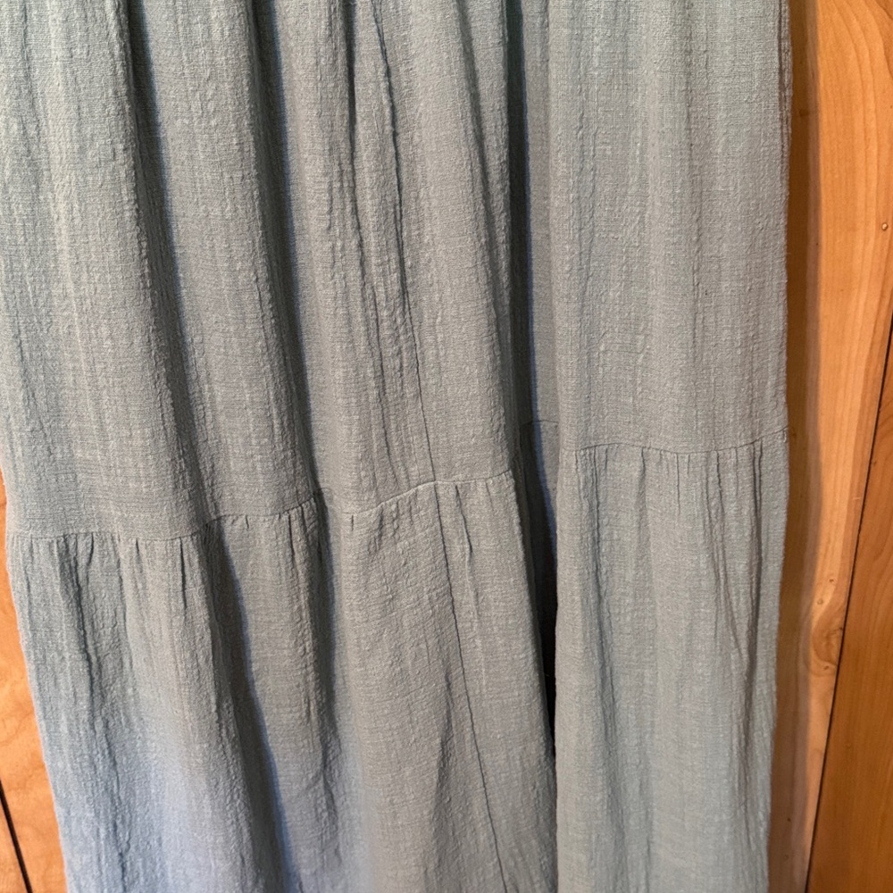 Sage Green V-Neck Tiered Maxi Dress with Flutter Sleeves - Picture 5 of 10